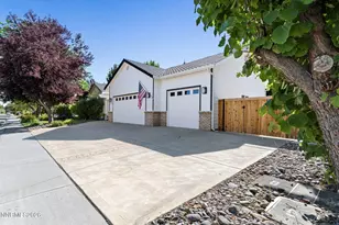 965 Springfield Dr, Gardnerville, NV 89460 - Photo 8