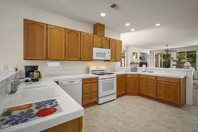 2210 Meritage Drive, Sparks, NV 89434 - Photo 10