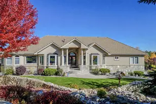 285 Sierra Country Cir, Gardnerville, NV 89460 - Photo 34