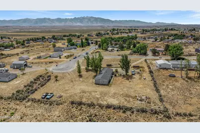 695 Dillon Lane, Spring Creek, NV 89815 - Photo 4