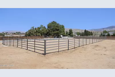 611 Rabe Way, Carson City, NV 89701 - Photo 32