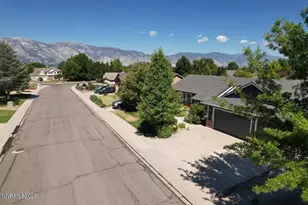 1010 Silveranch Dr, Gardnerville, NV 89460 - Photo 12