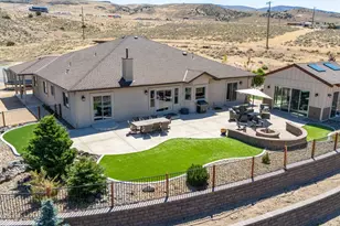 635 Valle Verde Dr, Sparks, NV 89441 - Photo 2