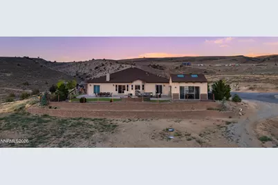 635 Valle Verde Drive, Spanish Springs, NV 89441 - Photo 2