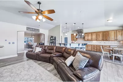 635 Valle Verde Drive, Spanish Springs, NV 89441 - Photo 14