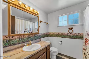 1805 Camelback Dr, Sparks, NV 89434 - Photo 16