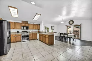 1251 Satellite Dr, Sparks, NV 89436 - Photo 10