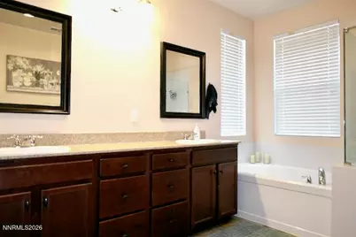 14330 Fredonia Drive, Reno, NV 89506 - Photo 12