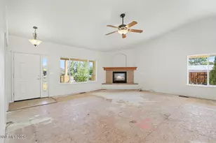 3163 Hannah Calder Ct, Fernley, NV 89408 - Photo 4
