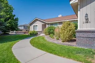 2556 Henning Ln, Minden, NV 89423 - Photo 2