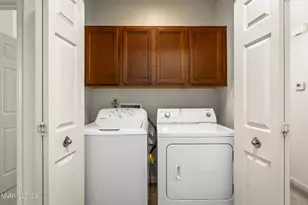 10660 Brittany Park Dr, Reno, NV 89521 - Photo 20