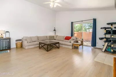 454 Mallard Way, Fernley, NV 89408 - Photo 8