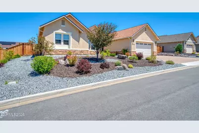 11562 Hacienda Ridge Way, Sparks, NV 89441 - Photo 2