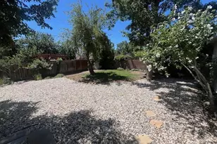 880 Pennsylvania Dr, Reno, NV 89503 - Photo 28