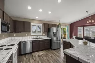 1407 Talking Sparrow Dr, Sparks, NV 89441 - Photo 6