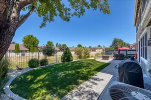 10749 Grayslake Dr, Reno, NV 89521 - Photo 46