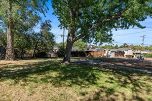 1312 Wesley Dr, Reno, NV 89503 - Photo 22