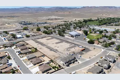 101 Brinley #12, Fernley, NV 89408 - Photo 10
