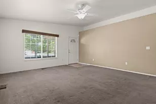18500 Datewood Ct, Reno, NV 89508 - Photo 6