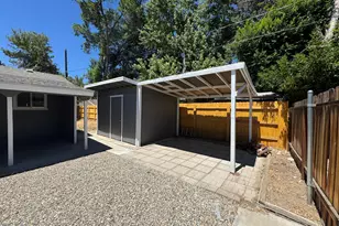 1332 Toiyabe Ave, Gardnerville, NV 89410 - Photo 4