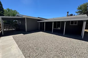 1332 Toiyabe Ave, Gardnerville, NV 89410 - Photo 4