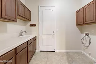 10080 Bull Rider Ct, Reno, NV 89521 - Photo 40