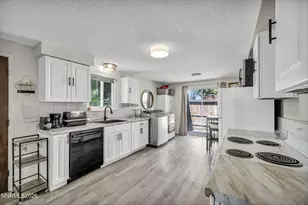 3400 Woodside Dr, Carson City, NV 89701 - Photo 14