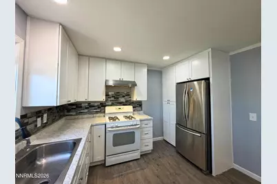1940 Utah Avenue, Silver Springs, NV 89429 - Photo 4