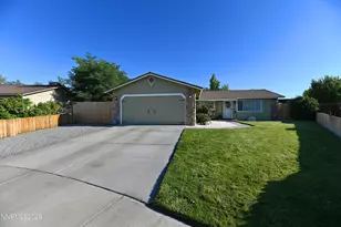 403 Bramble Ct, Fernley, NV 89408 - Photo 2