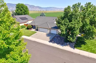 1330 Petar Dr, Gardnerville, NV 89410 - Photo 6