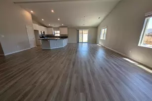 370 Orderville St, Dayton, NV 89403 - Photo 16