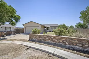 881 Amador Cir, Indian Hills, NV 89705 - Photo 4