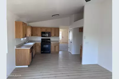 419 Sunshine Lane, Fernley, NV 89408 - Photo 4