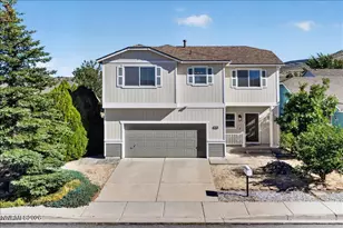8208 Anchor Point Dr, Reno, NV 89506 - Photo 2