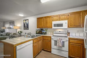 1466 Selmi Dr, Reno, NV 89512 - Photo 6