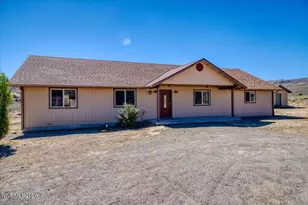 555 Serenity Pl, Reno, NV 89510 - Photo 2
