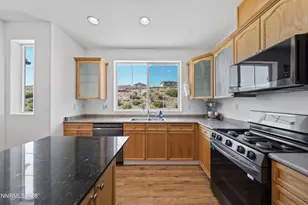 3086 Sterling Ridge Cir, Sparks, NV 89431 - Photo 8