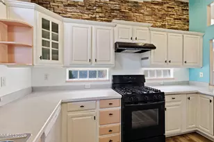 1060 Pepper Ln, Fernley, NV 89408 - Photo 10