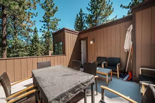 233 Clubhouse Cir, Stateline, NV 89449 - Photo 36
