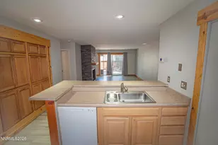 1111 Bradley Square, Sparks, NV 89434 - Photo 4