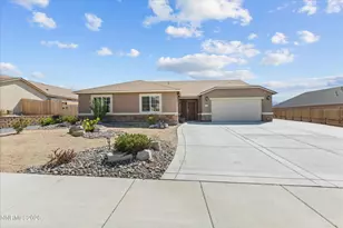 230 Orderville St, Dayton, NV 89403 - Photo 2