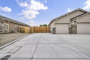 1980 Lanstar Dr, Sparks, NV 89441 - Photo 14