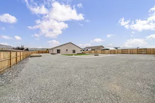 1980 Lanstar Dr, Sparks, NV 89441 - Photo 16