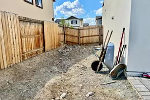 8978 Wolf River Dr, Reno, NV 89506 - Photo 38