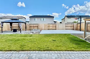 8978 Wolf River Dr, Reno, NV 89506 - Photo 34