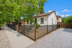 443 Burns St, Reno, NV 89502 - Photo 8
