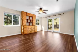 905 Thoroughbred Cir, Reno, NV 89508 - Photo 18