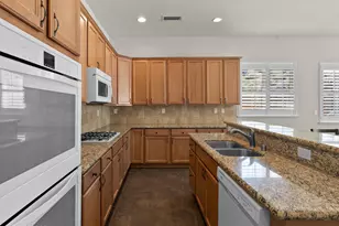 10330 Cavalry Cir, Reno, NV 89521 - Photo 18
