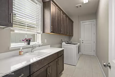 9604 Copperhorn Way, Reno, NV 89521 - Photo 32