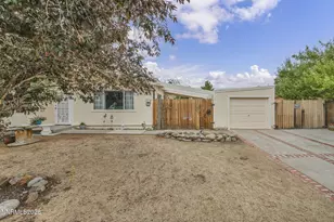 13540 Mt Shasta St, Reno, NV 89506 - Photo 2